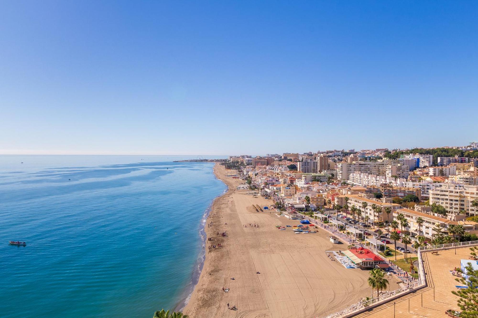 Santa Clara Modern & Exclusive Seafront Apartment トレモリノス エクステリア 写真