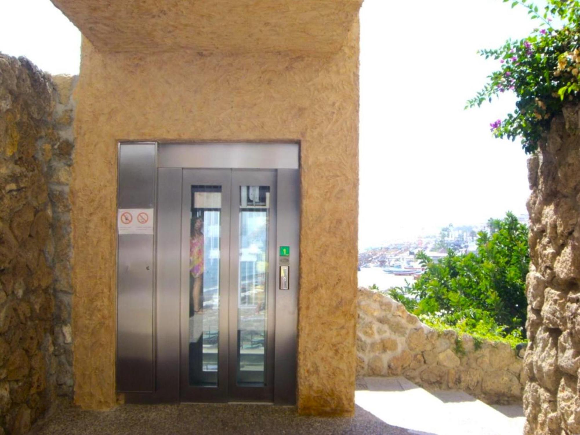 Santa Clara Modern & Exclusive Seafront Apartment トレモリノス エクステリア 写真