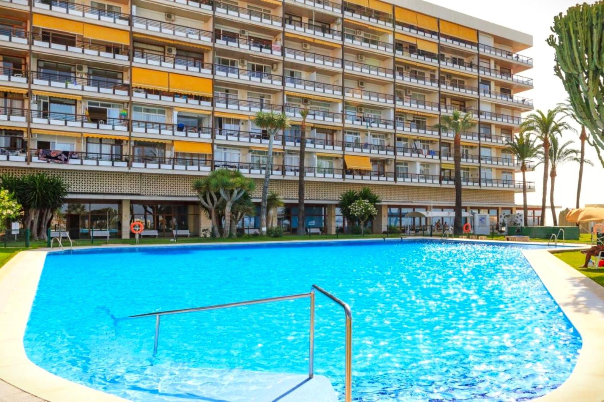 Santa Clara Modern & Exclusive Seafront Apartment トレモリノス エクステリア 写真